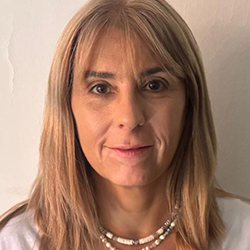 Cora Salmerón